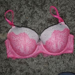 Victoria's Secret Bra 32DDD
